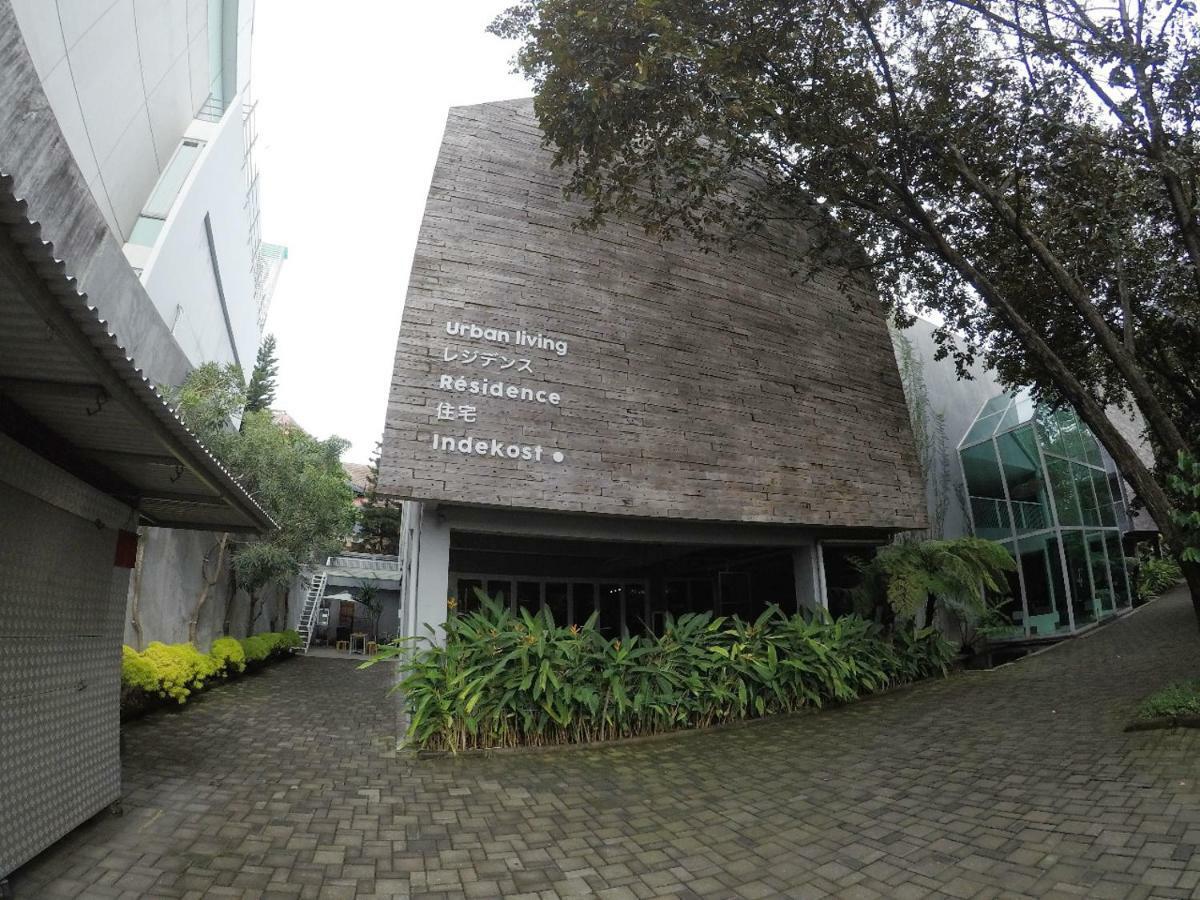 2510 Urbanliving Aparthotel Jakarta Exterior photo